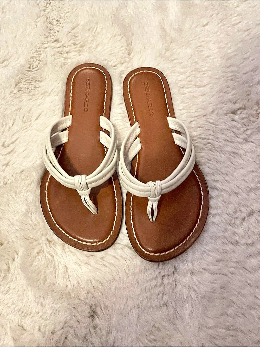 Bernardo Sandal White & Brown